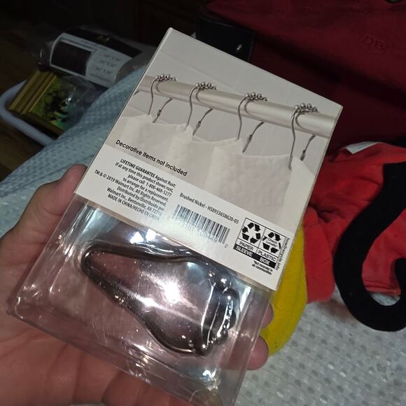 HOTEL STYLE SET OF 12 SHOWER CURTAIN HOOKS STAINLESS - Picture 3 of 4